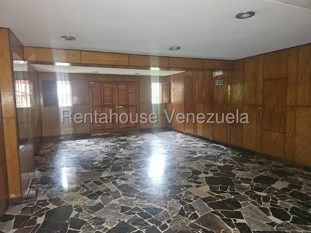 Foto 3 de Apartamento en Santa Mónica, Caracas
