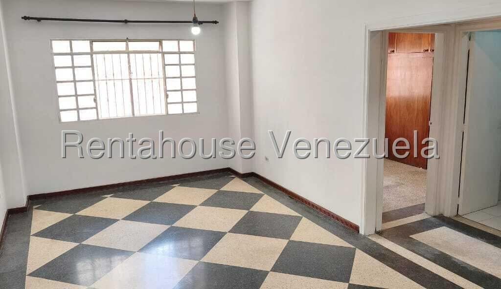 Foto 3 de Apartamento en Los Palos Grandes, Caracas