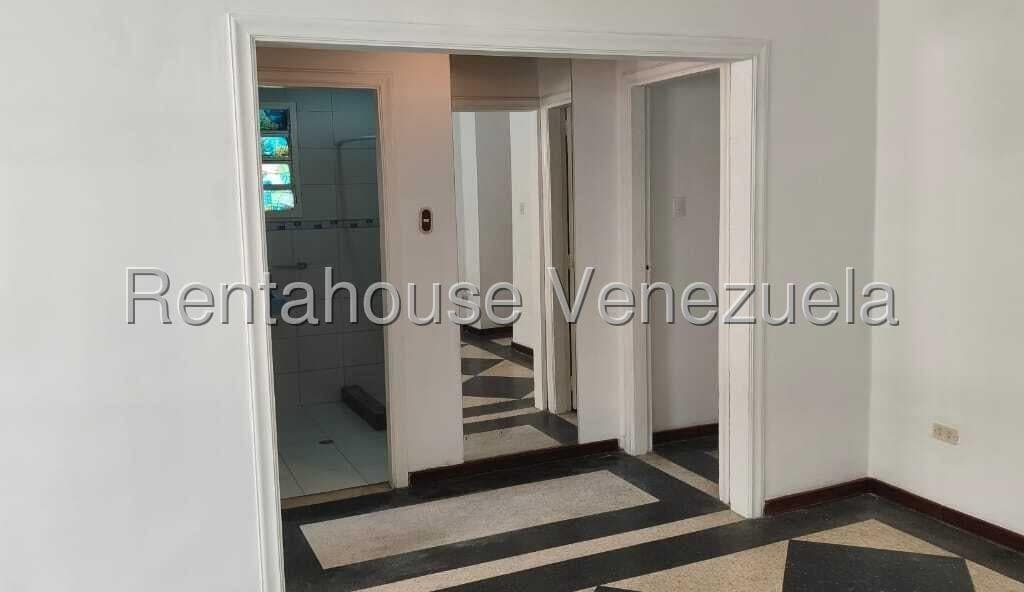 Foto 7 de Apartamento en Los Palos Grandes, Caracas