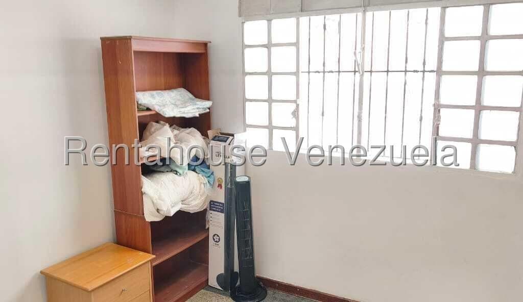 Foto 11 de Apartamento en Los Palos Grandes, Caracas