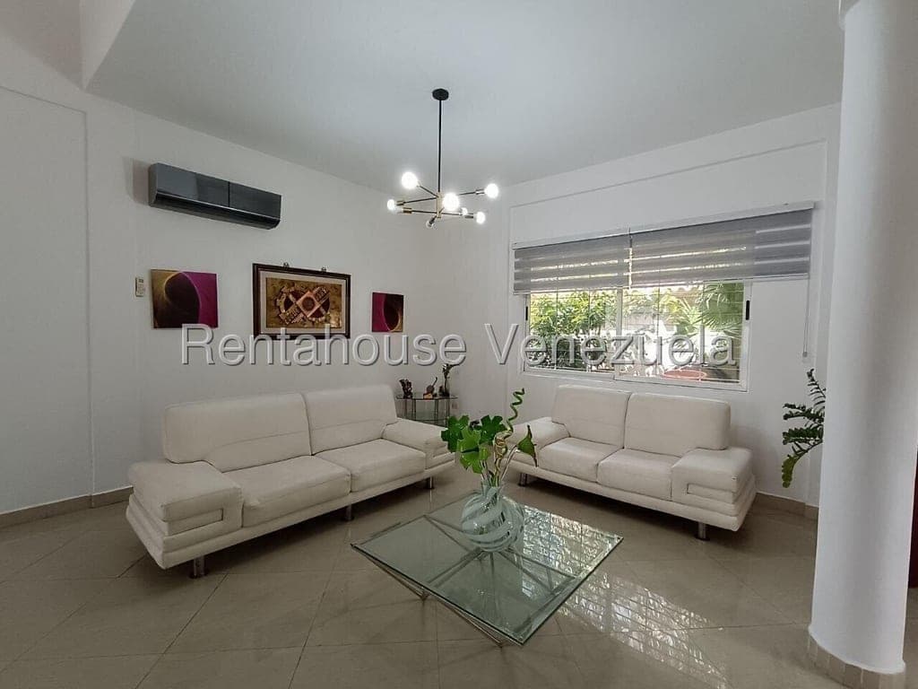 Foto 2 de Casa en La Viña, Valencia