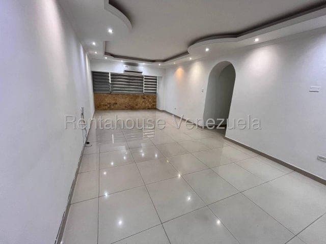 Foto 3 de Apartamento en Urbanización El Centro, Maracay