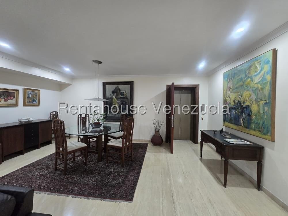 Foto 4 de Apartamento en Campo Alegre, Caracas