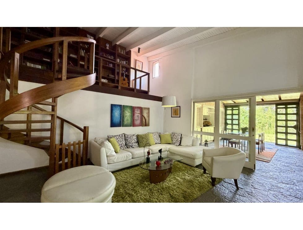 Foto 2 de Casa en Cerro Verde, Caracas
