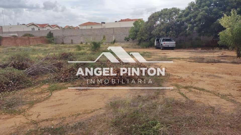 Foto 2 de Terreno en Lago Mar Beach, Maracaibo
