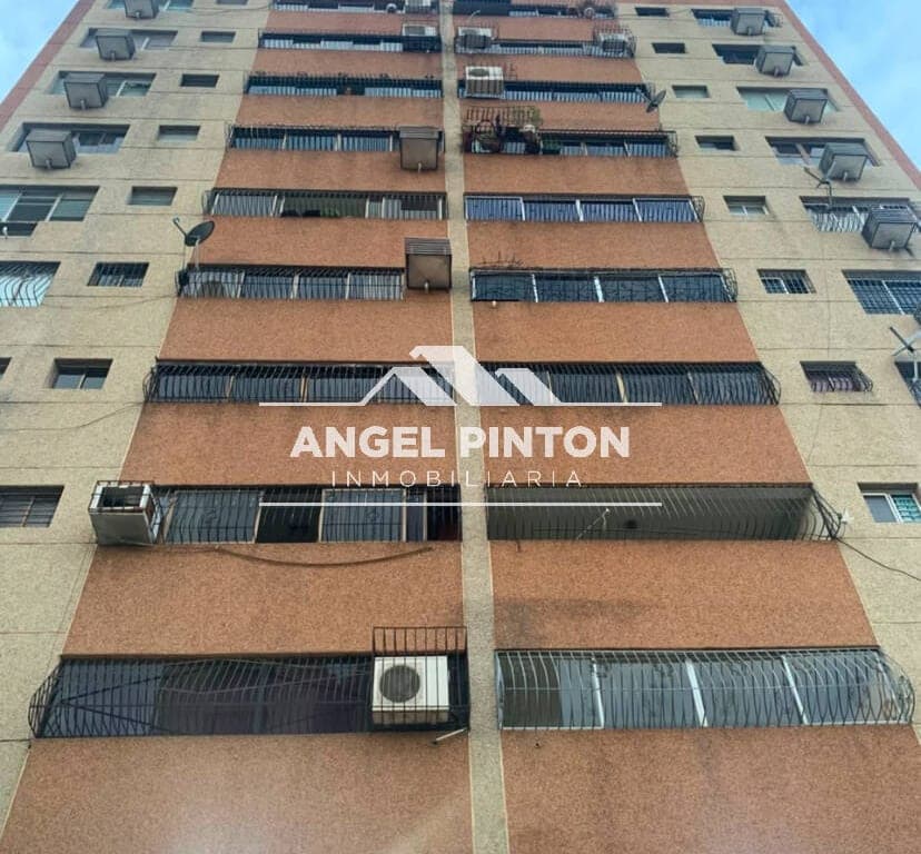 Apartamento en Avenida Las Delicias, Maracaibo