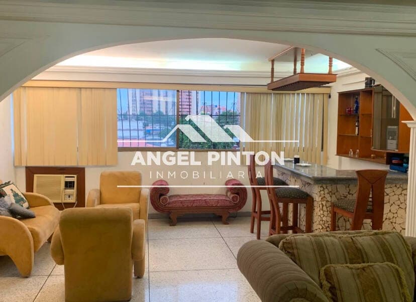 Foto 2 de Apartamento en Avenida Las Delicias, Maracaibo