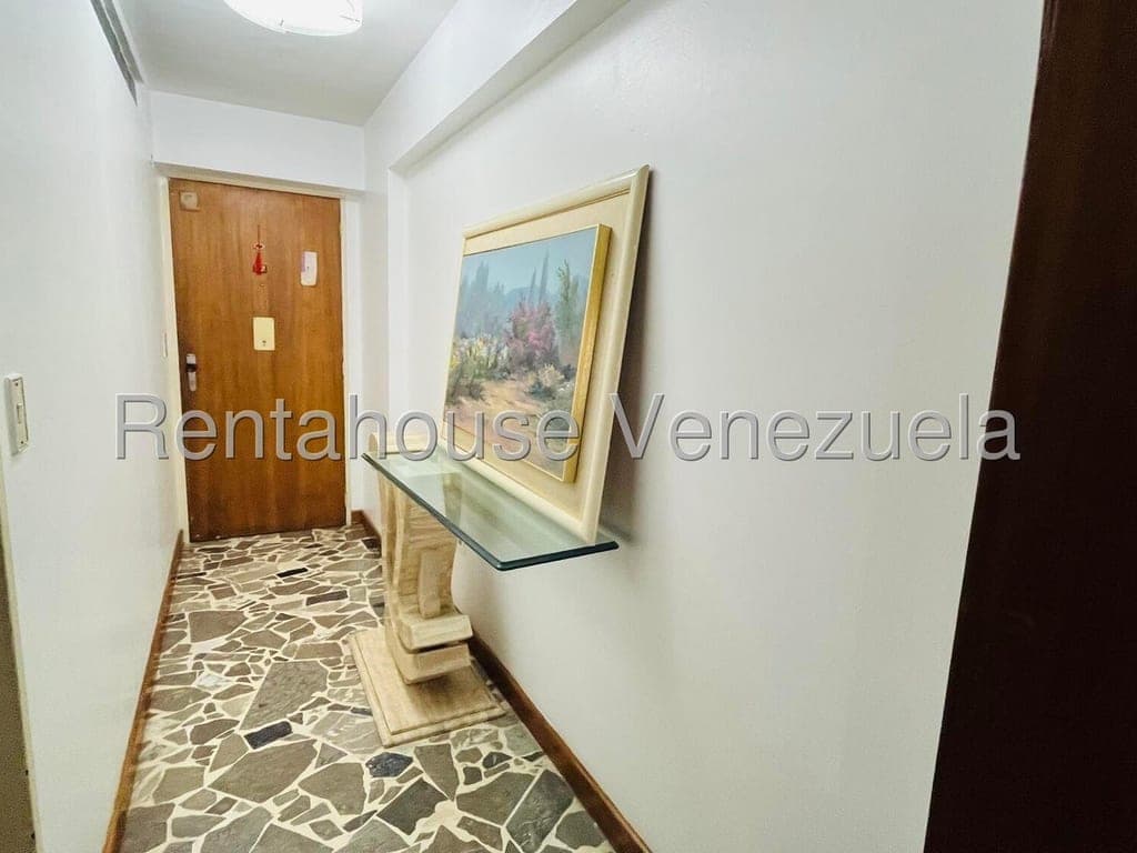 Foto 2 de Apartamento en Santa Fe Sur, Caracas