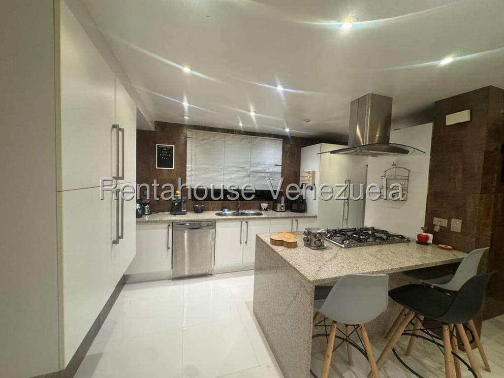 Apartamento en Parque Caiza, Caracas