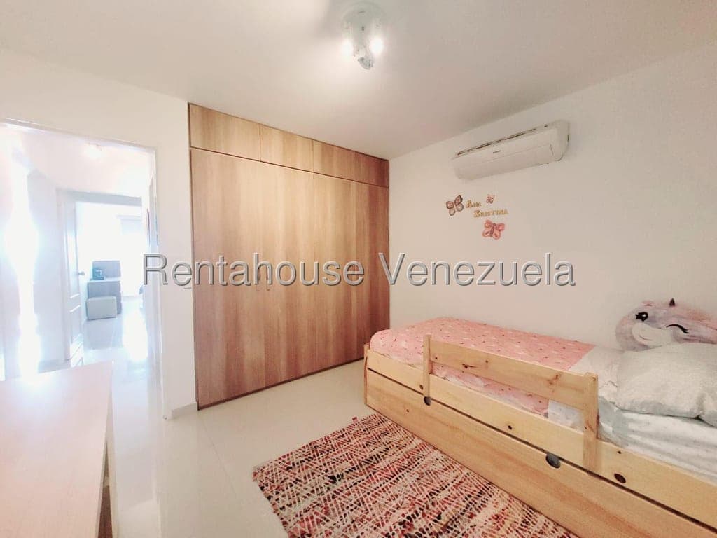 Foto 10 de Apartamento en Colinas de La Tahona, Caracas