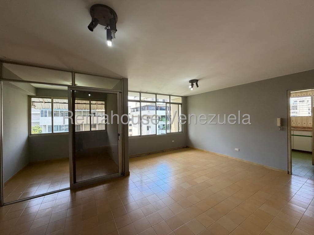 Foto 4 de Apartamento en Los Caobos, Caracas