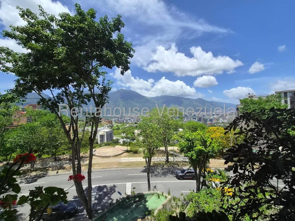 Foto 11 de Apartamento en Colinas de Valle Arriba, Caracas
