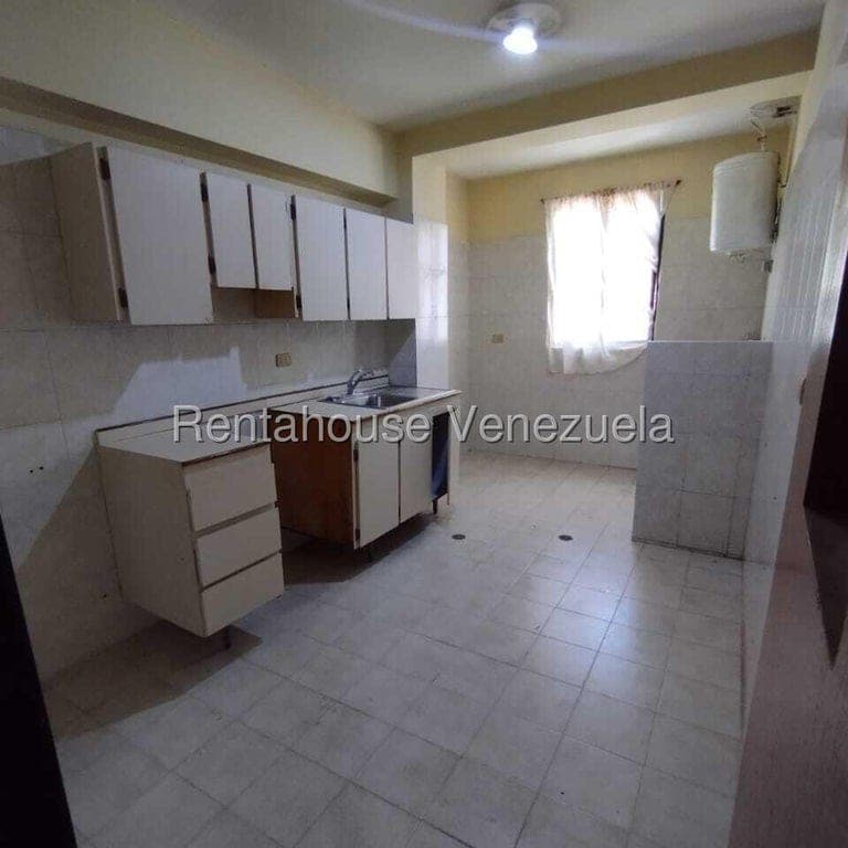 Foto 7 de Apartamento en Lomas del Este, Valencia