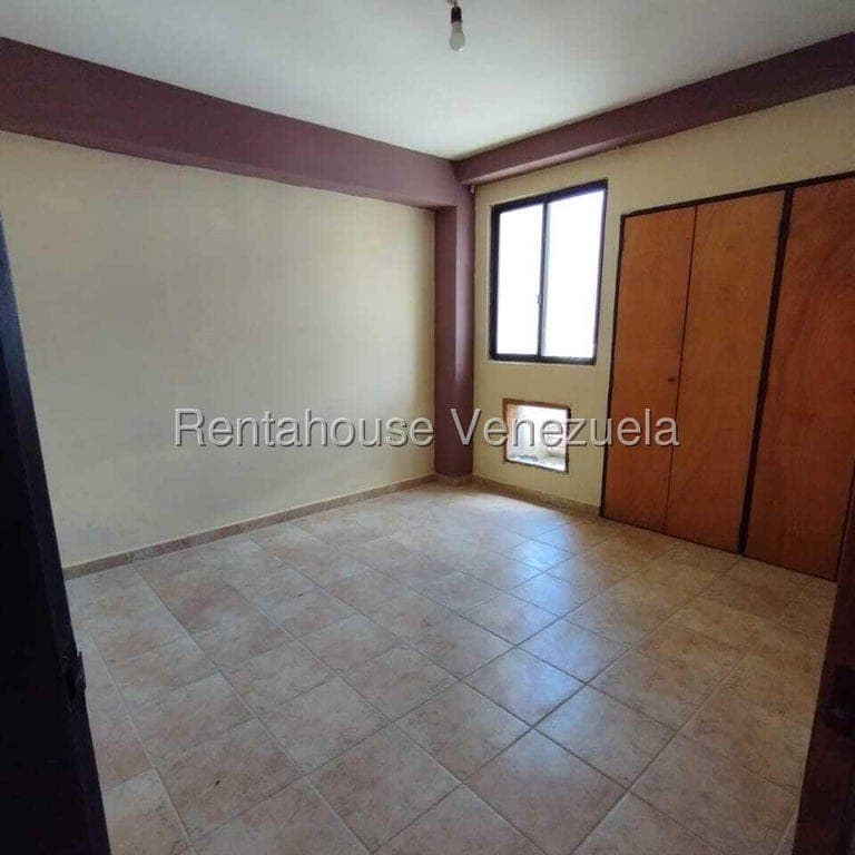 Foto 10 de Apartamento en Lomas del Este, Valencia