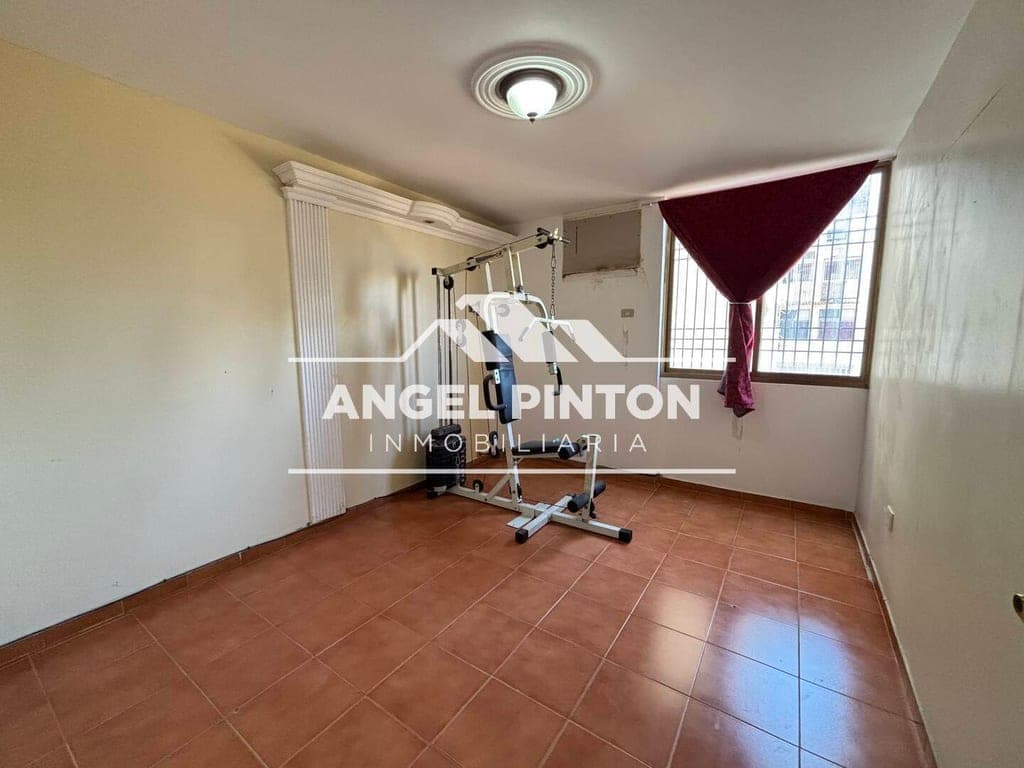 Foto 11 de Apartamento en El Pinar, Maracaibo