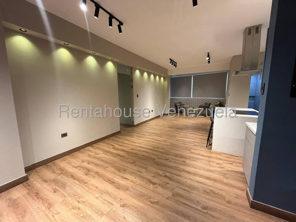 Foto 9 de Apartamento en Los Mangos, Valencia