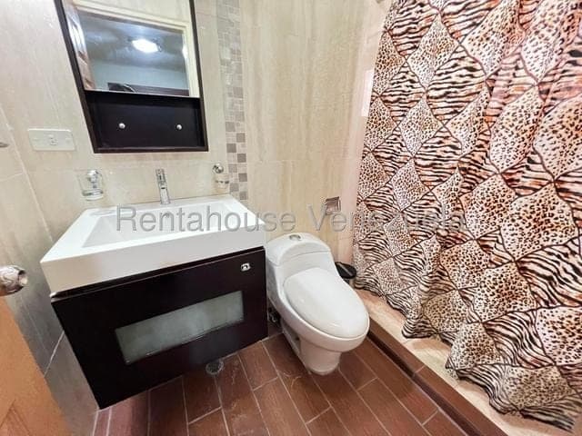 Foto 4 de Apartamento en Urbanizacion Los Chaguaramos, Maracay