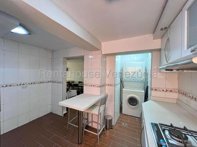Foto 6 de Apartamento en Urbanizacion Los Chaguaramos, Maracay