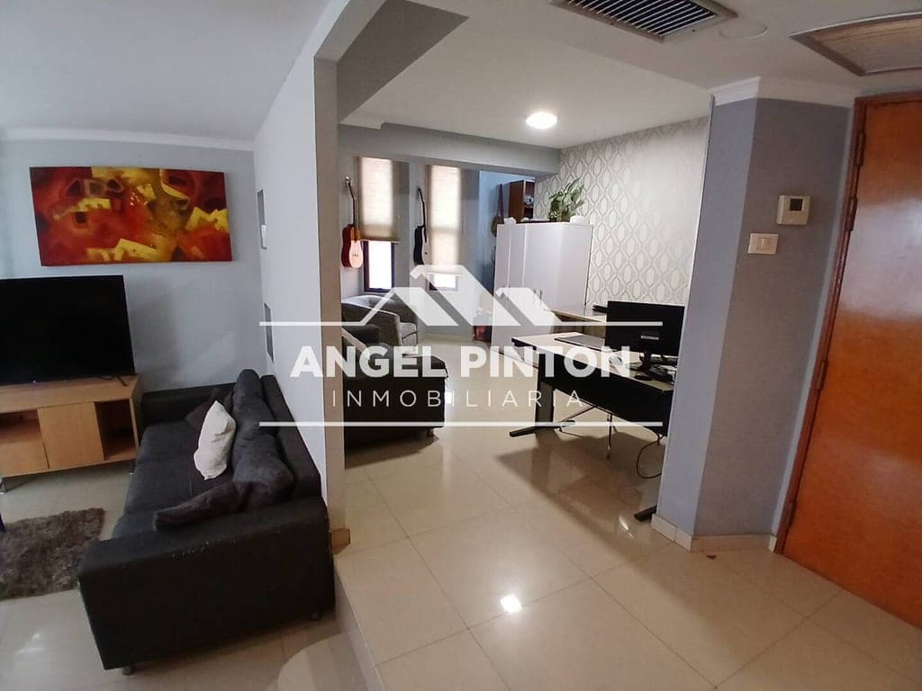 Foto 10 de Apartamento en La Lago, Maracaibo