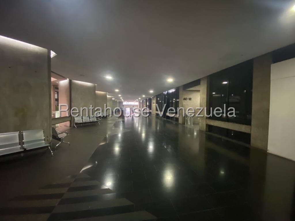 Foto 12 de Oficina en Prados del Este, Caracas