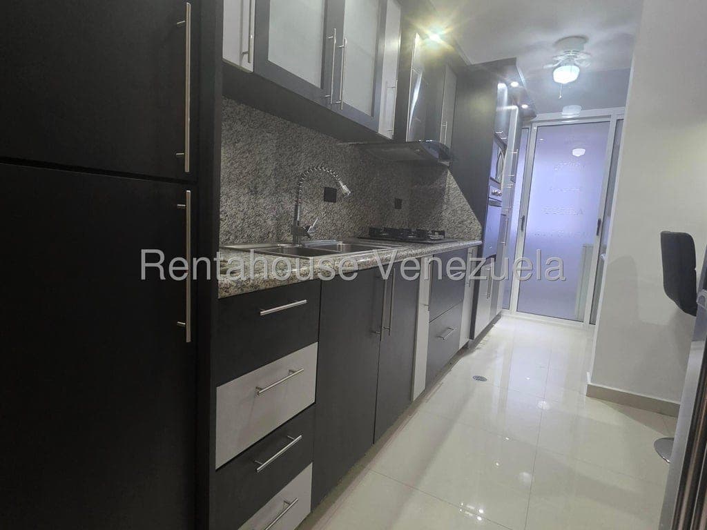 Foto 4 de Apartamento en El Parral, Valencia