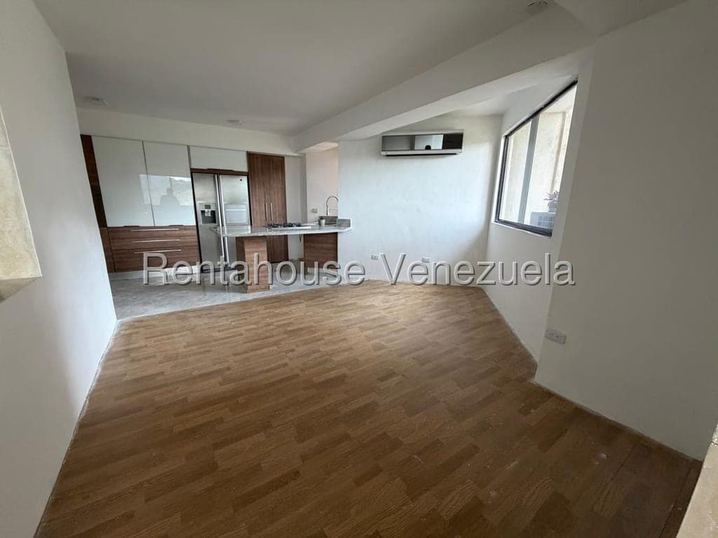 Foto 10 de Apartamento en El Parral, Valencia