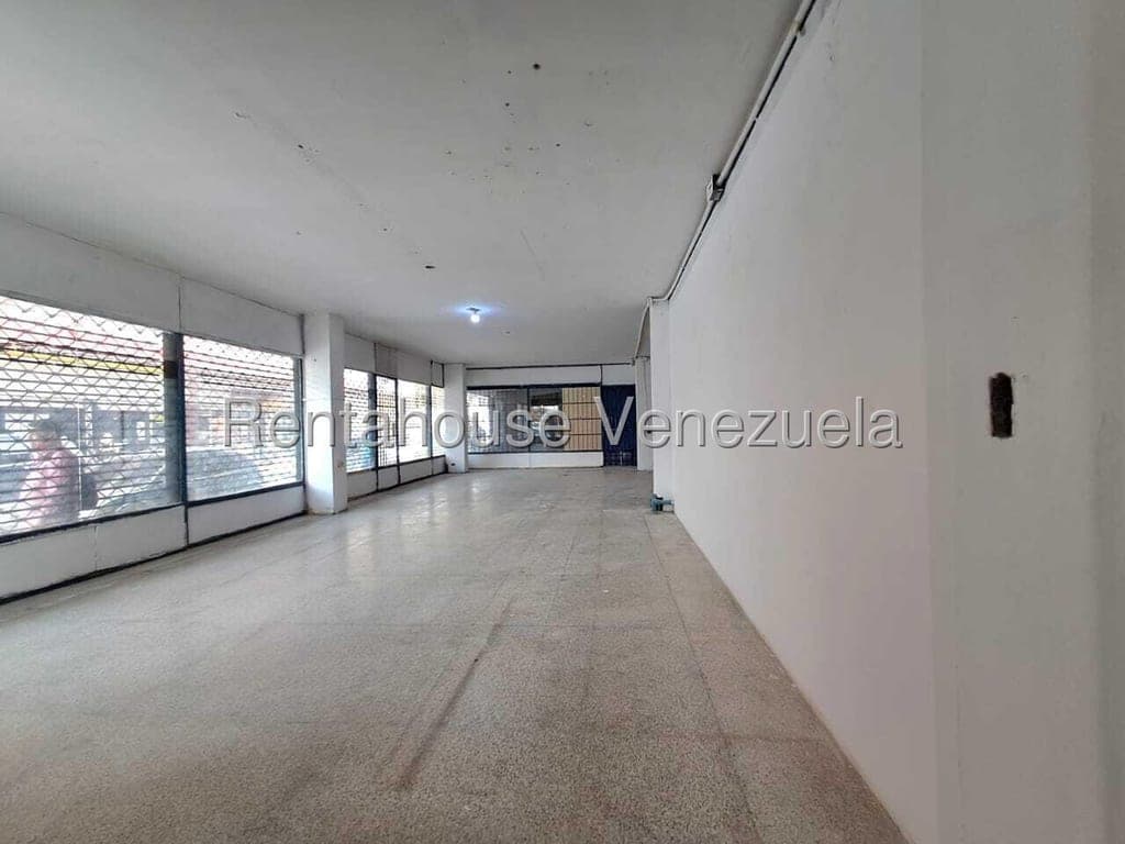 Foto 6 de Local comercial en Parroquia San Blas, Valencia