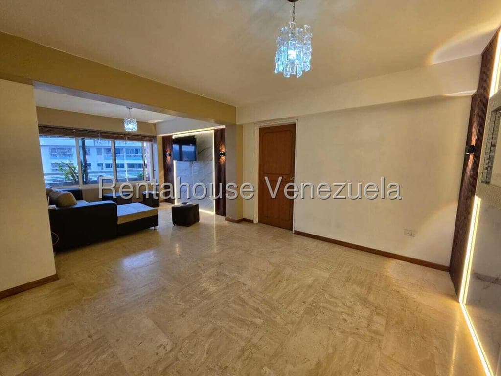 Foto 2 de Apartamento en Los Chaguaramos, Caracas