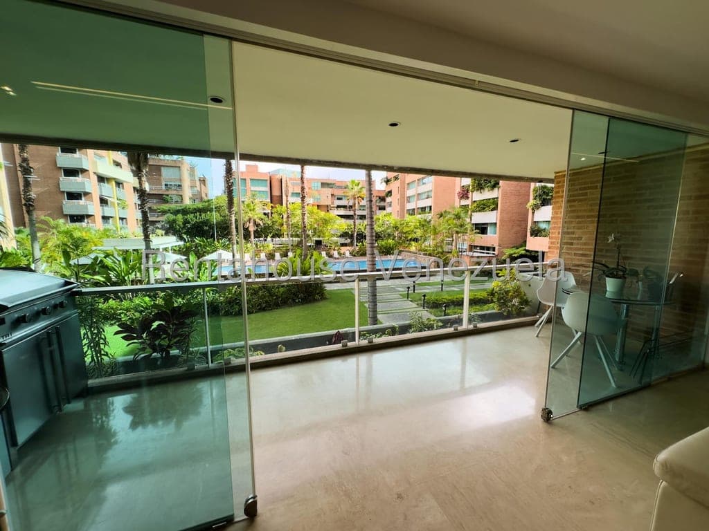 Foto 9 de Apartamento en Campo Alegre, Caracas
