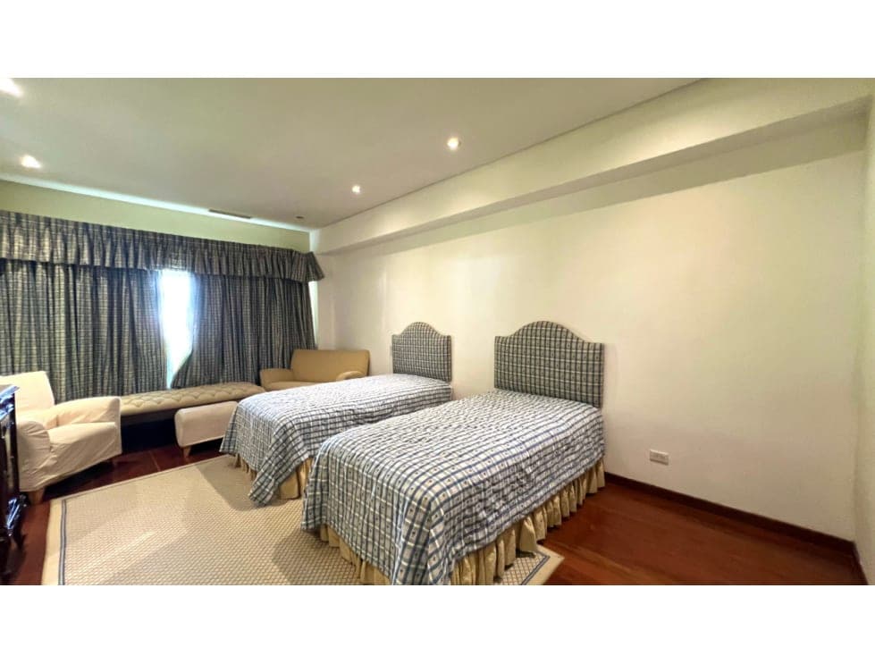 Foto 9 de Apartamento en Los Palos Grandes, Caracas