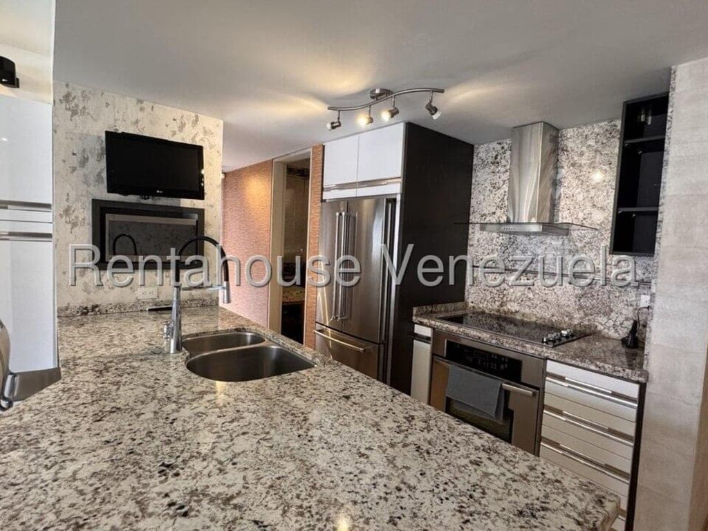 Foto 10 de Apartamento en Campo Alegre, Caracas