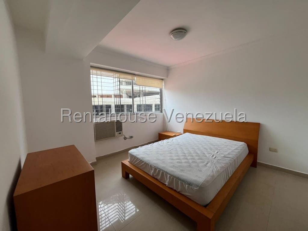 Foto 9 de Apartamento en Los Mangos, Valencia