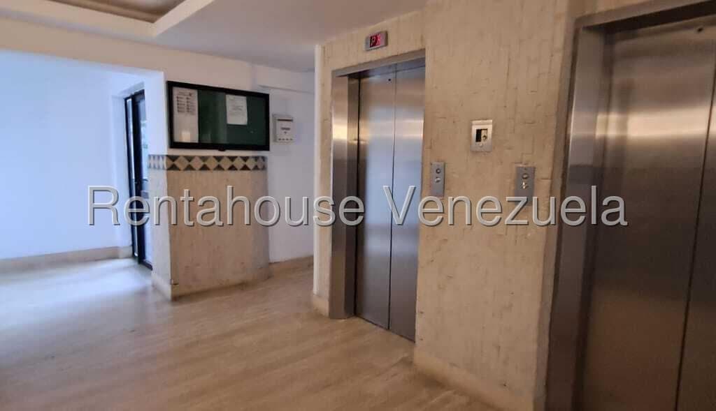 Foto 8 de Apartamento en El Parral, Valencia