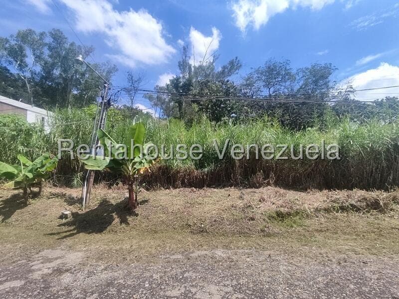 Terreno en Colinas de Guataparo, Valencia