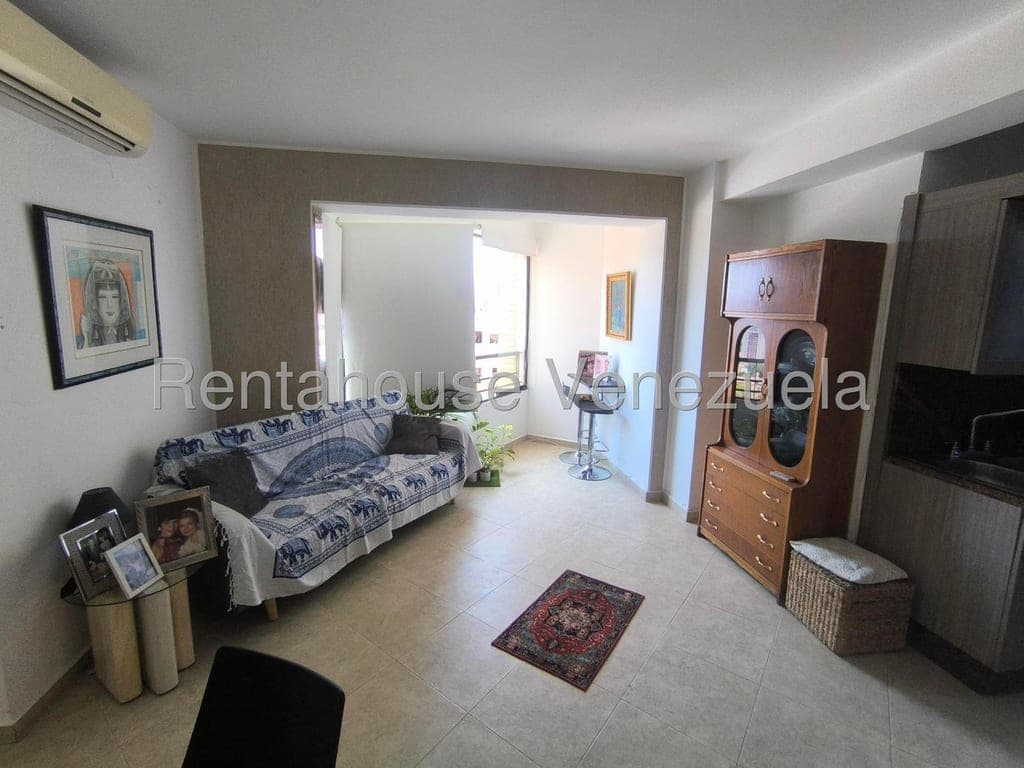 Foto 8 de Apartamento en El Parral, Valencia