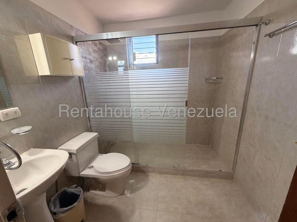Foto 9 de Apartamento en Colinas de La Tahona, Caracas