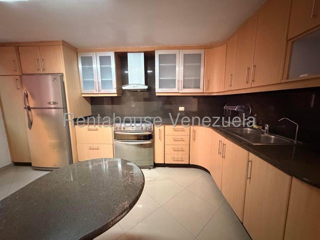 Foto 12 de Apartamento en Colinas de La Tahona, Caracas