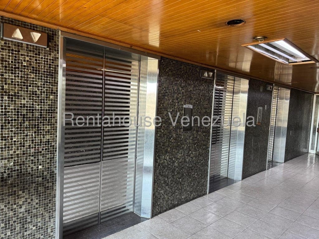 Foto 2 de Apartamento en Parque Central, Caracas