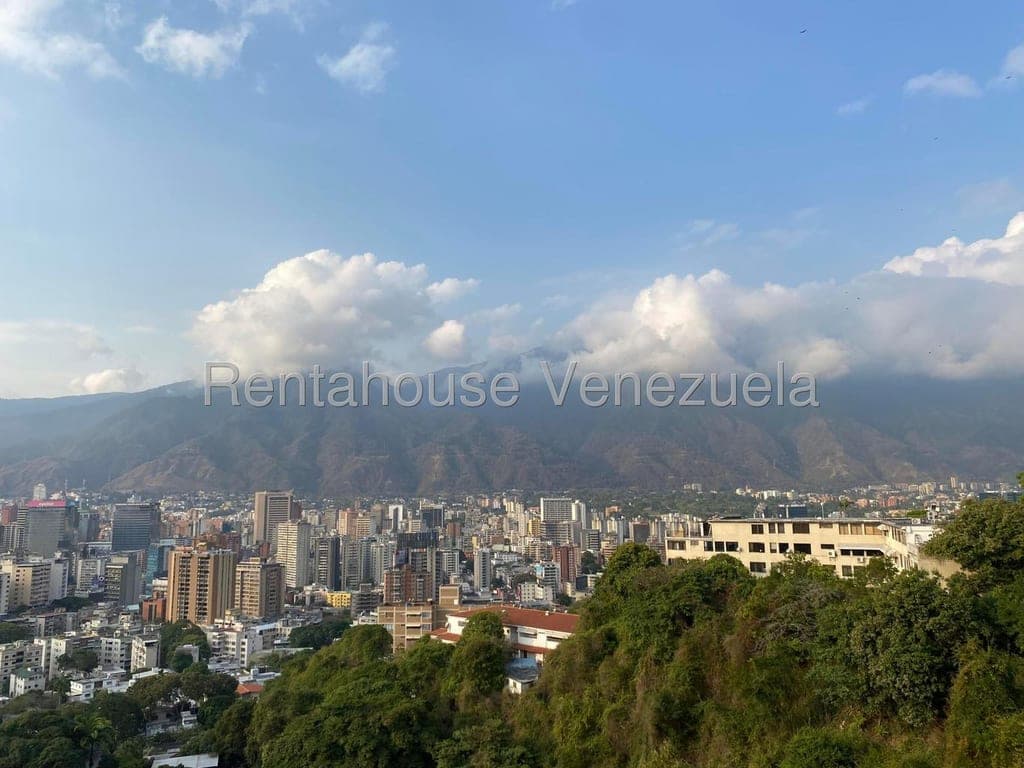 Foto 10 de Apartamento en Colinas de Bello Monte, Caracas