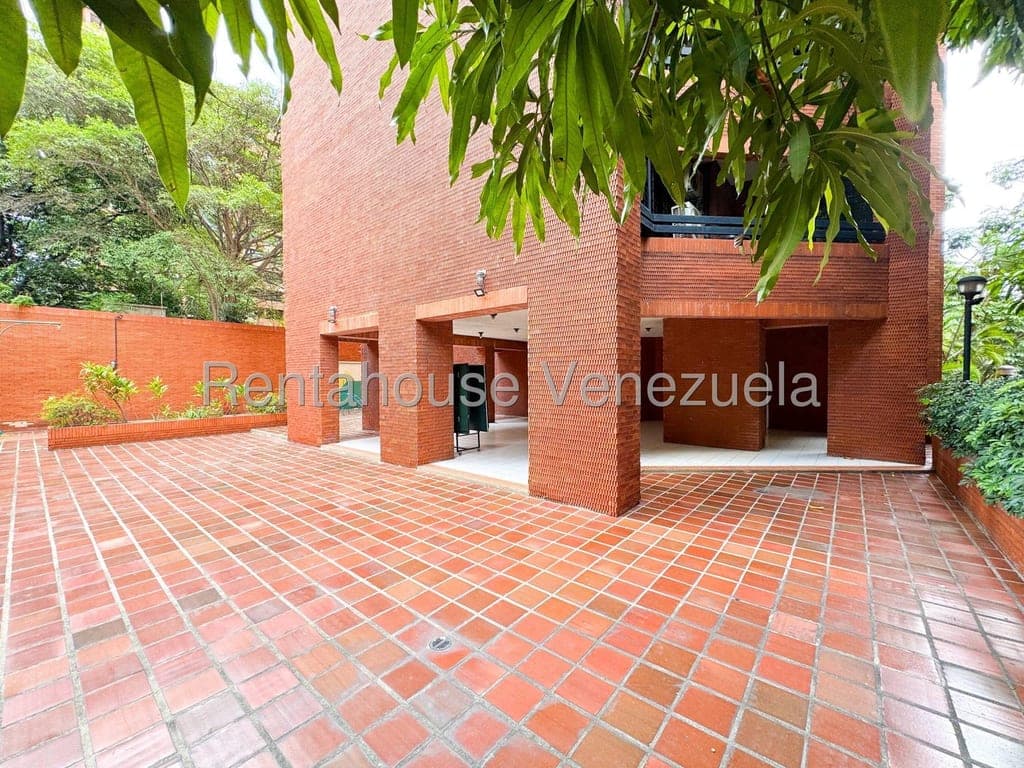 Foto 4 de Apartamento en El Rosal, Caracas