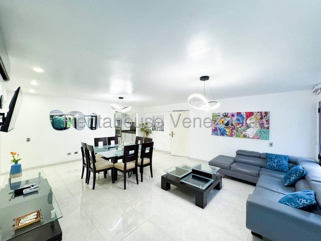 Foto 9 de Apartamento en El Rosal, Caracas