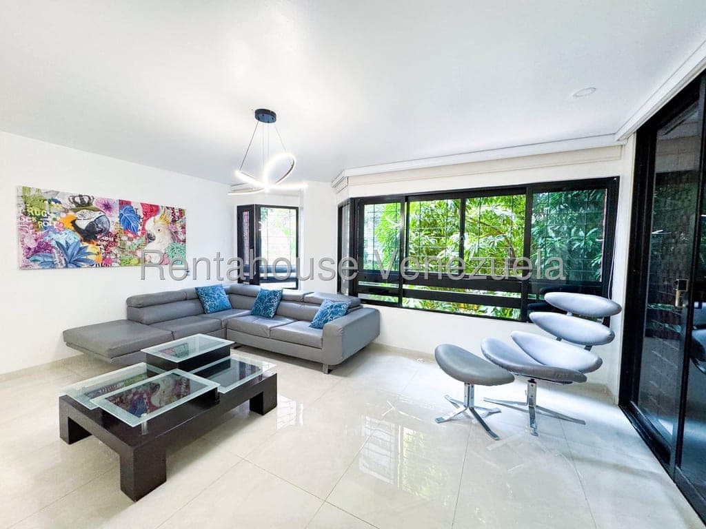 Foto 10 de Apartamento en El Rosal, Caracas