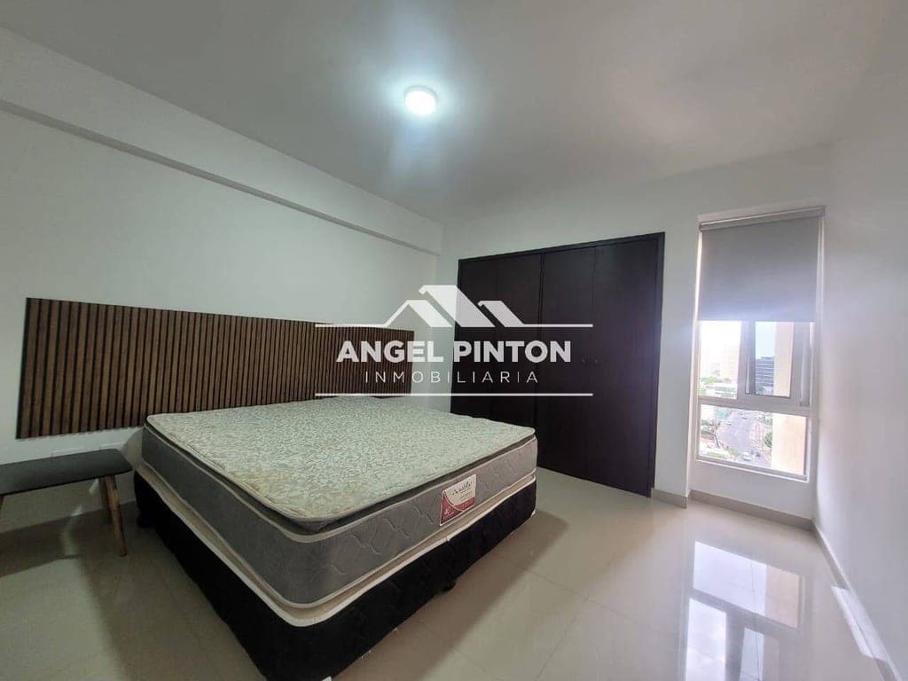 Foto 8 de Apartamento en Avenida Cecilio Acosta, Maracaibo