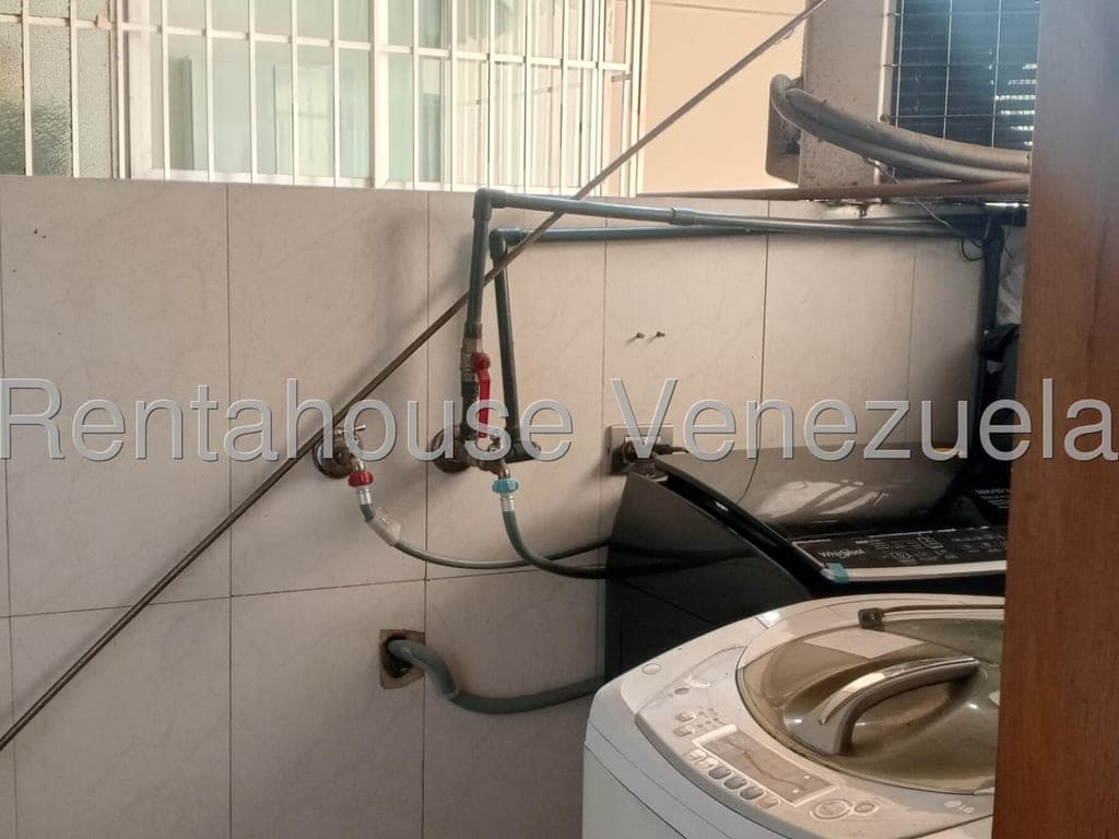 Foto 11 de Apartamento en La Urbina, Caracas