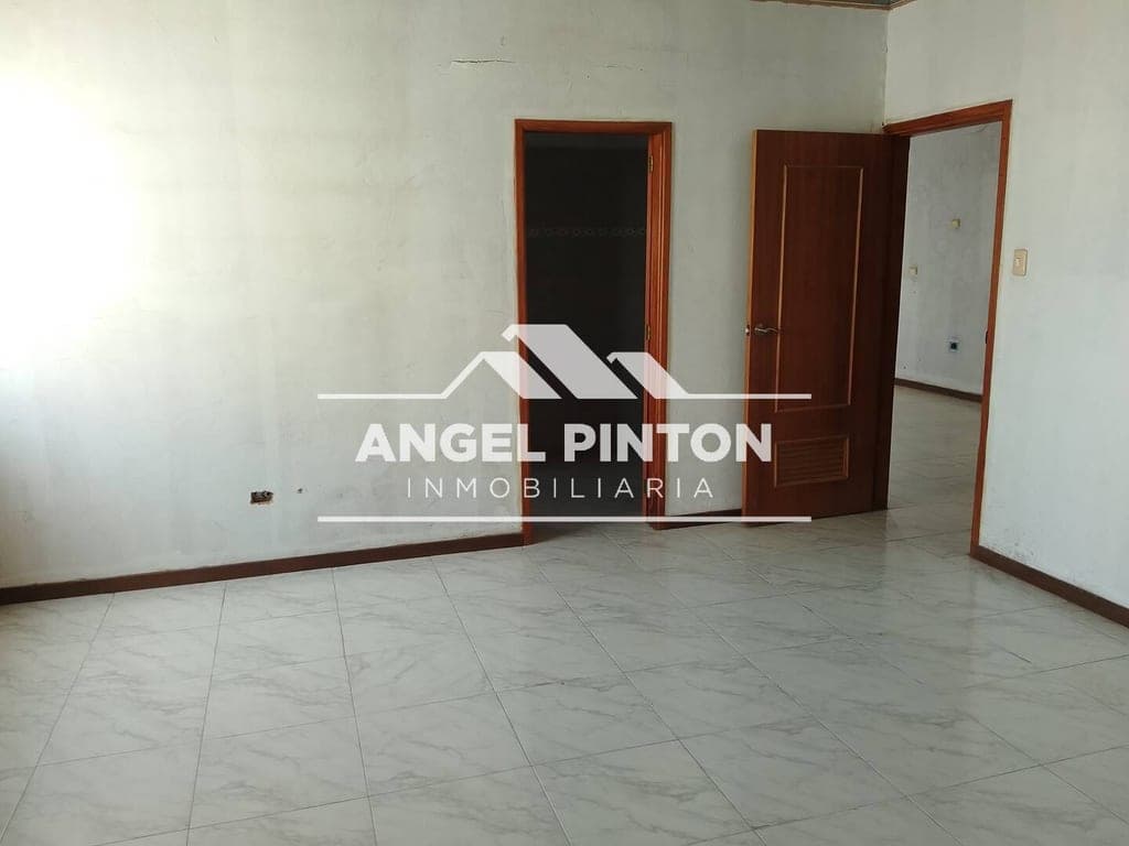 Foto 2 de Apartamento en Avenida Bella Vista, Maracaibo