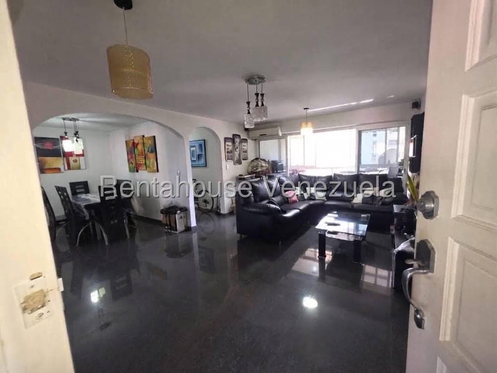 Foto 3 de Apartamento en La Urbina, Caracas