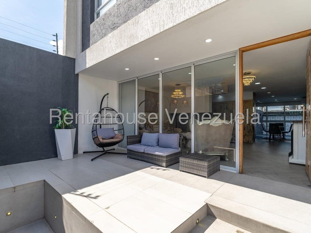 Foto 2 de Casa en Santa Eduvigis, Caracas