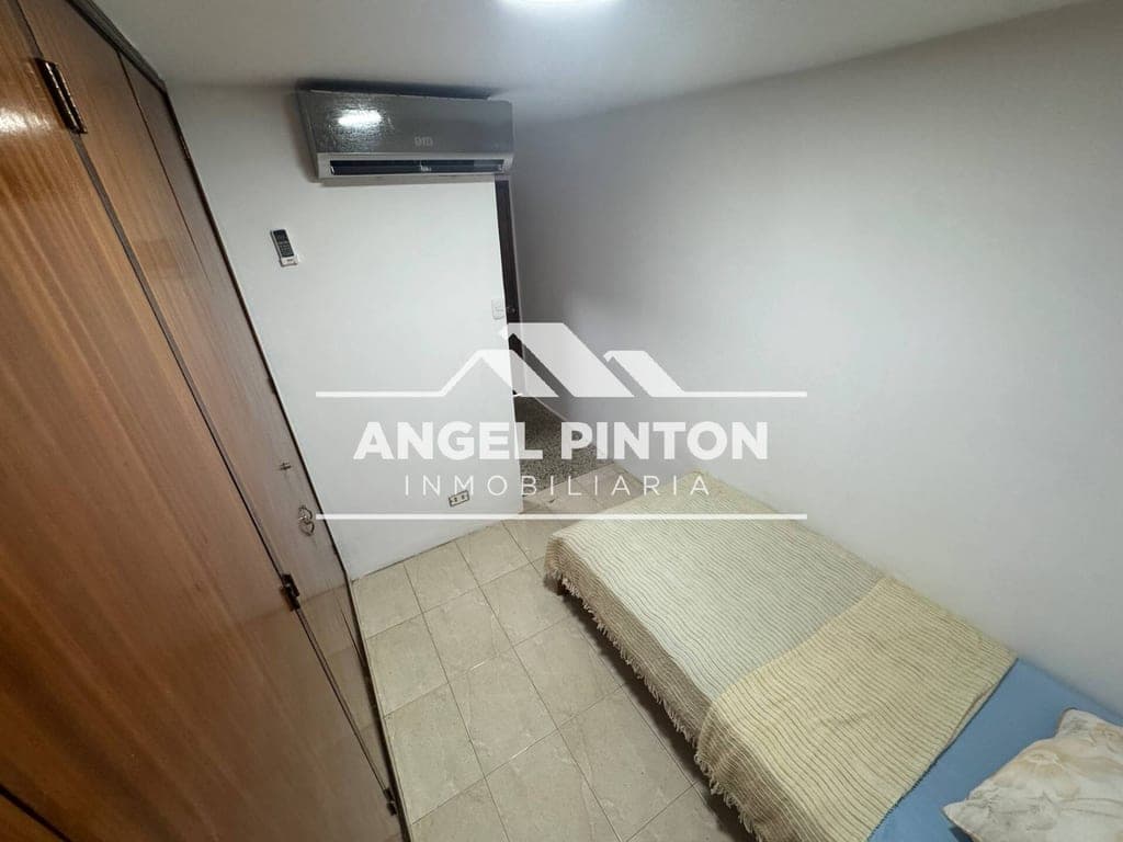 Foto 2 de Habitación en Avenida 9B, Maracaibo