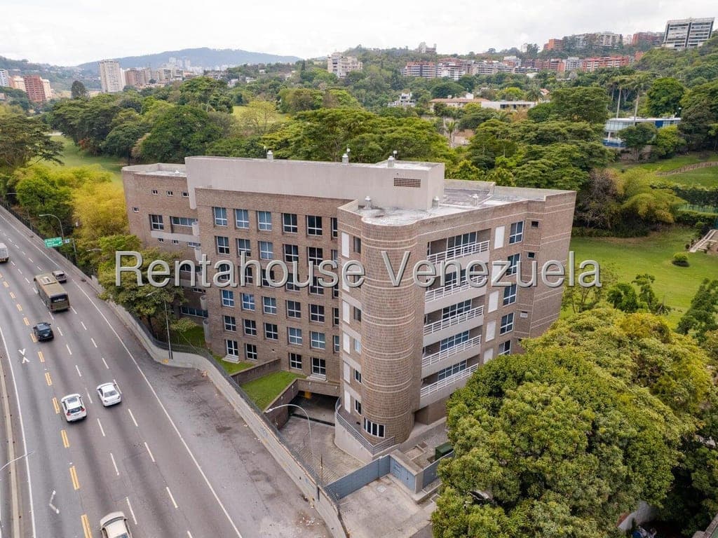 Foto 2 de Apartamento en Los Naranjos de las Mercedes, Caracas