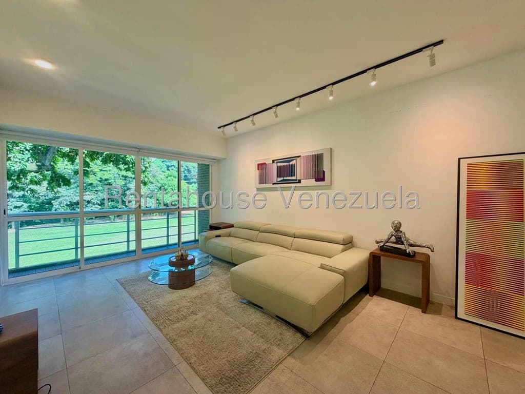 Foto 3 de Apartamento en Los Naranjos de las Mercedes, Caracas